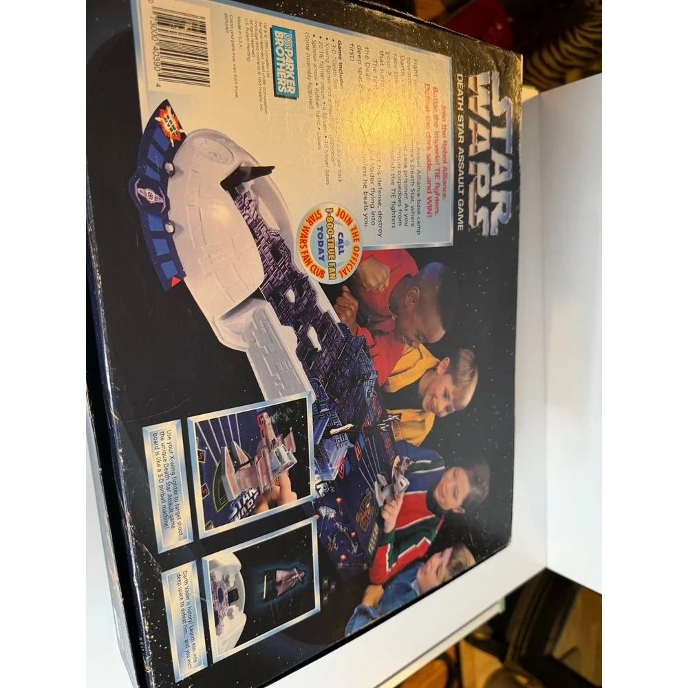 intage 1995 Star Wars Death Star Assault Game Parker Brothers Board Game